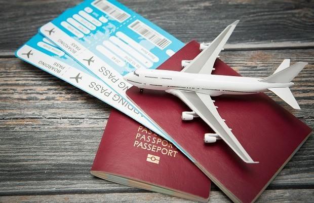 Tại sao nên săn vé máy bay Tết 2022 trên Traveloka?